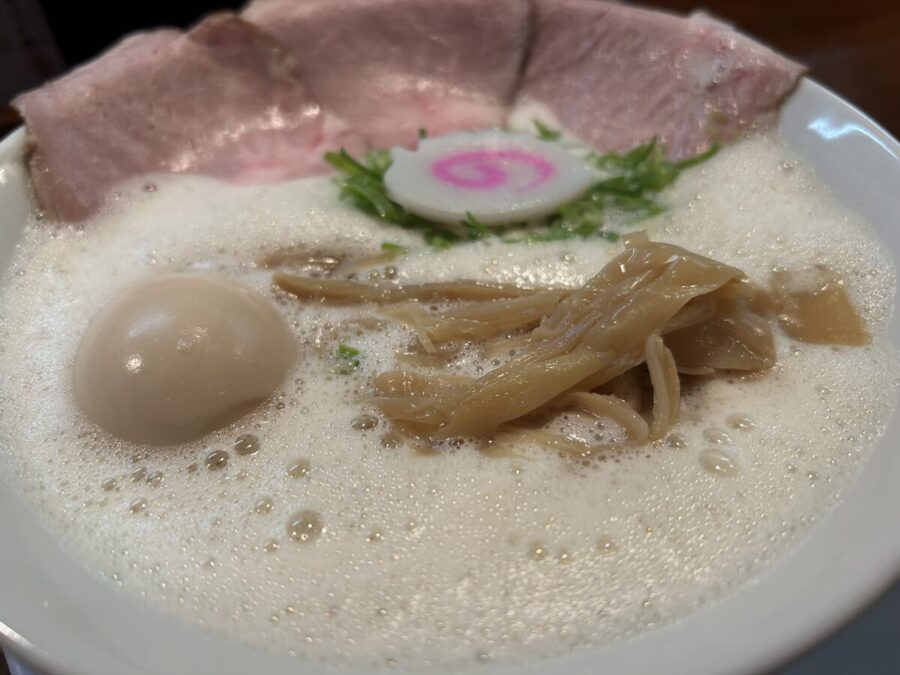 今日のランチは、本町通り商店街にて